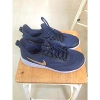 ราคา รองเท้าผ้าใบ Nike ผู้หญิง มือ2 สภาพใหม่ แท้100% Womens NIKE RENEW RIVAL Black Running Trainers AA7411-003 SZ 6.5 (12588585218)