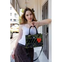 ราคา BETA COMPANY กระเป๋าจากเสื้อทหารทรงกล่อง เสริมแข็ง พร้อมสายสะพาย (28054660043)