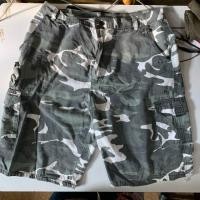 ราคา กางเกงขาสั้น ลายทหาร เอว32 (2061092746)