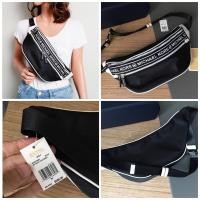 ราคา ของแท้ Michael​kors​ Kenly Medium Waist Bag​ คาดอก/คาดเอว สีดำ ผ้าไนลอน (4363957753)