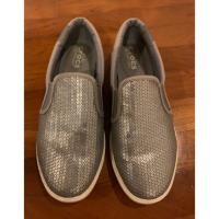 ราคา รองเท้า crocs มือสอง ของแท้ (2776673166)