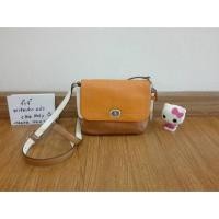 ราคา กระเป๋า Coach สีทูโทน มือสอง ของแท้ (1231340701)