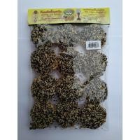 ราคา ข้าวแต๋นน้ำแตงโม หน้างาขาว-งาดำ แม่บัวจันทร์ (Pack 3 ถุง) (8809703101)