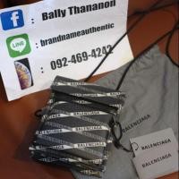 ราคา balenciaga leather explorer pouch (5719008585)