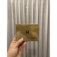 ราคา Hourglass Ambient Lighting Edit Limited Edition Universe Unlocked (18535098894)