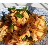 ราคา น้ำพริกกากหมูคุณแม่ / น้ำพริกแคปหมูจิ๋ว (สูตรต้นตำรับ) เผ็ดกลาง (2052581489)