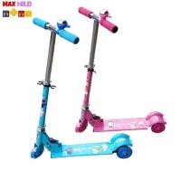 ราคา Scooter 3 Wheels สกู๊ตเตอร์ 3 ล้อ ขาไถ มีไฟ (392989824)