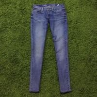 ราคา Levi like new demi curve (1560696043)