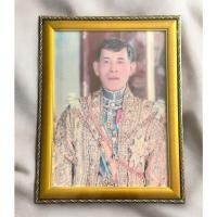 ราคา กรอบรูปโฟโต้สีทอง พระบาทสมเด็จพระวชิรเกล้าเจ้าอยู่หัว 15*20.5' รูปพร้อมกระจก (24183698512)