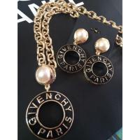 ราคา สร้อยต่างหู Givenchy (222428657)