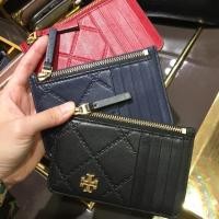 ราคา กระเป๋าใส่บัตร Tory burch มีช่องใส่เหรียญได้ด้วยคะ (1686883985)