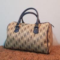 ราคา กระเป๋ามืองสอง - Bana Bana ทรงหมอน สีครีม/น้ำเงิน (2240796335)