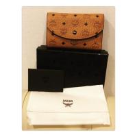 ราคา กระเป๋าสตางค์ MCM 3พับ แท้100% (2875763811)