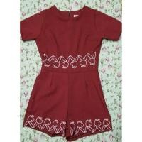 ราคา มือ1ชุดจั้มสูทplayboyสีเลือดหมู (142199169)