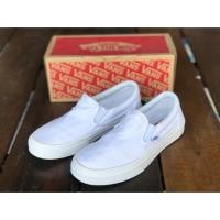 ราคา รองเท้ามือสอง VANS Slip On 36.5/23ซม.(ของแท้) (4433878891)