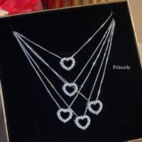 ราคา Princelyสร้อยคอพร้อมจี้เพชรแท้ จี้หัวใจทองคำขาวของแท้100%มีบัตรรับประกัน (9322769899)