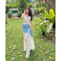 ราคา กระโปรงยีนส์ยาว สีฟ้า แต่งลูกไม้ กระดุมหน้า มีซิป พร้อมส่ง (25710448172)