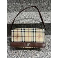 ราคา กระเป๋าสะพาย Burberry ของแท้ (16888536980)
