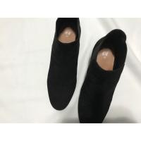 ราคา รองเท้าบูท h&m ส่งต่อ เบอร์ 38 (3305920785)
