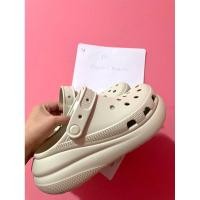 ราคา Crocs Classic Crush Clog / Bone (19192028541)