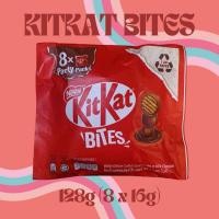 ราคา Nestle KitKat Bites Party Packs x8 Net.128 g E.03/10/24 Product Of Malaysia สินค้ามี HALAL (24103040053)