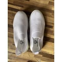 ราคา ส่งฟรีไม่ใช้โค้ด Roving Fox รองเท้าผ้าใบ สีขาว ไซส์ 39 ใส่ครั้งเดียว (14589960999)