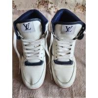 ราคา รองเท้าผ้าใบ LV ข้อ high (22180519658)