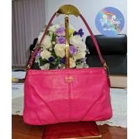 ราคา Coach มือสอง Used สีชมพู⚡ช่วงโปรราคาถูก⚡ (9944312102)