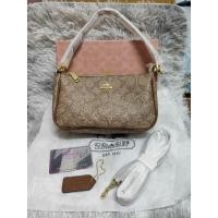ราคา Coach กระเป๋าโค้ช โค้ชพอช สีน้ำตาล (15703641187)
