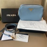 ราคา ❗️sold‼️ prada mini box y14 used like new (4765239988)