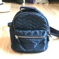 ราคา กระเป๋าเป้ Pull&Bear แท้ (2785889929)