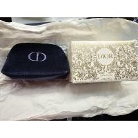 ราคา กระเป๋าเครื่องสำอางค์ Dior แท้100% (24251754443)