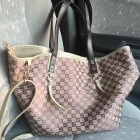 ราคา กระเป๋าSisley มือ2 ไม่แท้นะจ๊ะ (929669163)