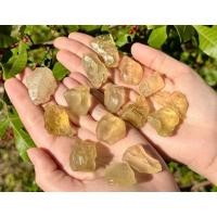ราคา 1 PC Randomly Pick about 2-4 g size AAA Quality Libyan Desert Tektite Golden tektite From Libya (27810938066)