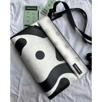 ราคา Freitag รุ่นLOU ของแท้ มือหนึ่ง ส่งฟรี‼️ (20847025485)