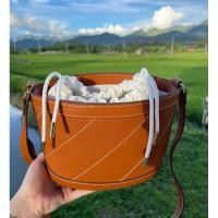 ราคา Estee Lauder Cross Body Bag (22421821611)