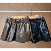 ราคา กางเกงขาสั้นหนังนิ่ม สีดำ, สีน้ำตาลเข้ม (19869988219)