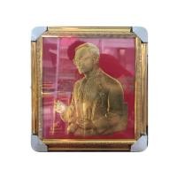 ราคา ภาพนูน พื้นแดง กรอบทอง ร 9 ขนาดภาพ 14x15.5 นิ้ว(มี3 แบบ) (2094479935)