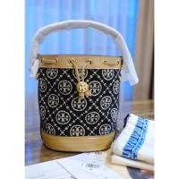 ราคา Tory Burch 88780 T Monogram Chenille Mini Bucket Bag (19622700042)