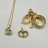 ราคา เซ็ต จี้ แบรนด์ Christian Dior (26813541955)