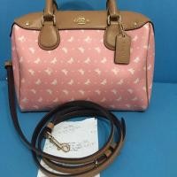 ราคา New Coach ของแท้ 100% ทรงหมอน ลายผีเสื้อ น่ารักค่ะใบนี้ (1392339358)