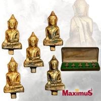 ราคา ชุดกรรมการ พระยอดธง สมัยอยุธยา ประมาณปี 2494 จำนวน 5 องค์ เนื้อทองเหลืองเก่า พร้อมกล่องกรรมการเดิม (4844396555)
