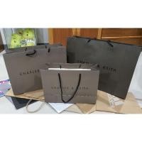 ราคา ถุงกระดาษแข็ง Charles & Keith ของแท้จาก shop (11951119283)