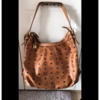 ราคา MCM visetos size L แท้ 100%(มือสอง) (1157780275)