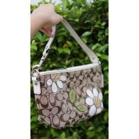 ราคา coach มือสองแท้ 100% กระเป๋าสะพายไหล่ (7251694085)