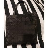 ราคา กระเป๋า Bao Bao มือ2 สภาพดี (241556515)