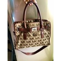 ราคา กระเป๋าMK มือสองสภาพดี ส่งต่อถูกถูก (5684067980)