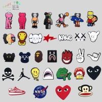 ราคา Jibbitz สําหรับ Crocs Tide ยี่ห้อ KAWS Series น่ารักการ์ตูนรองเท้าอุปกรณ์เสริมรองเท้าตกแต่ง croc รองเท้าตกแต่งหัวเข็มขัด Crocs Jibbitz (26403071673)