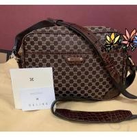 ราคา Used Vintage Celine crossbody bag ลายโลโก้เล็กแท้ 100% สภาพ 9/10 (3748204749)