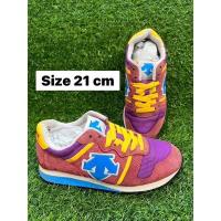 ราคา รองเท้าเด็กแบรนด์แท้มือสอง(หนังกลับ)Size21cm (18970204384)
